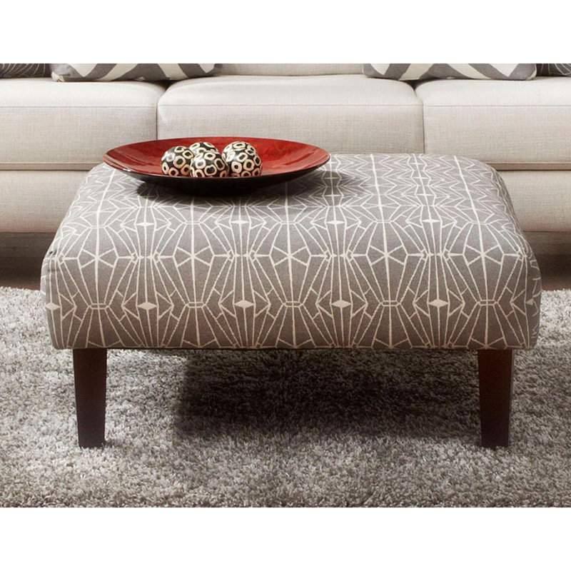 Repose-pieds carré de style contemporain avec motif triangulaire avec coussin en mousse haute densité et finition neutre