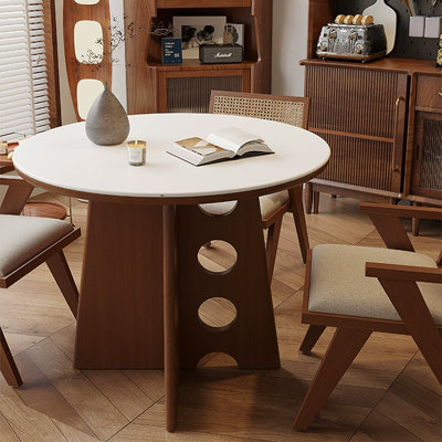 Table de salle à manger blanche et noyer