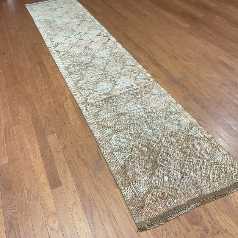 Bungalow Rose Handmade Turkish Oushak Wool Runner