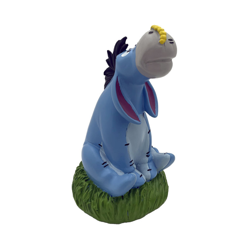 Figurine de jardin Eeyore avec chenille sur nez de tous les jours, 6 pouces de haut, produit Disney sous licence officielle