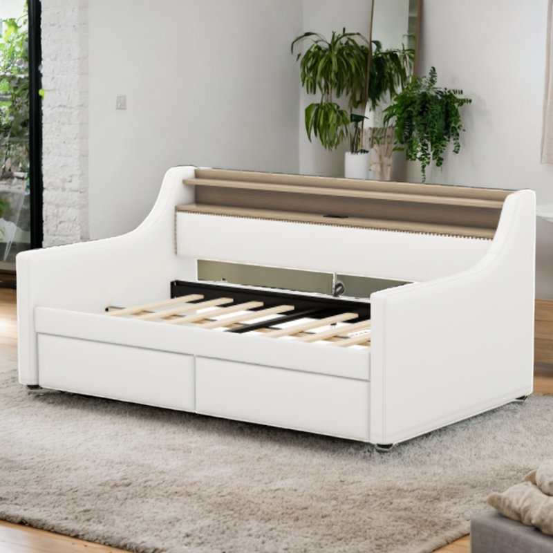 Trofeo Upholstered Daybed, White