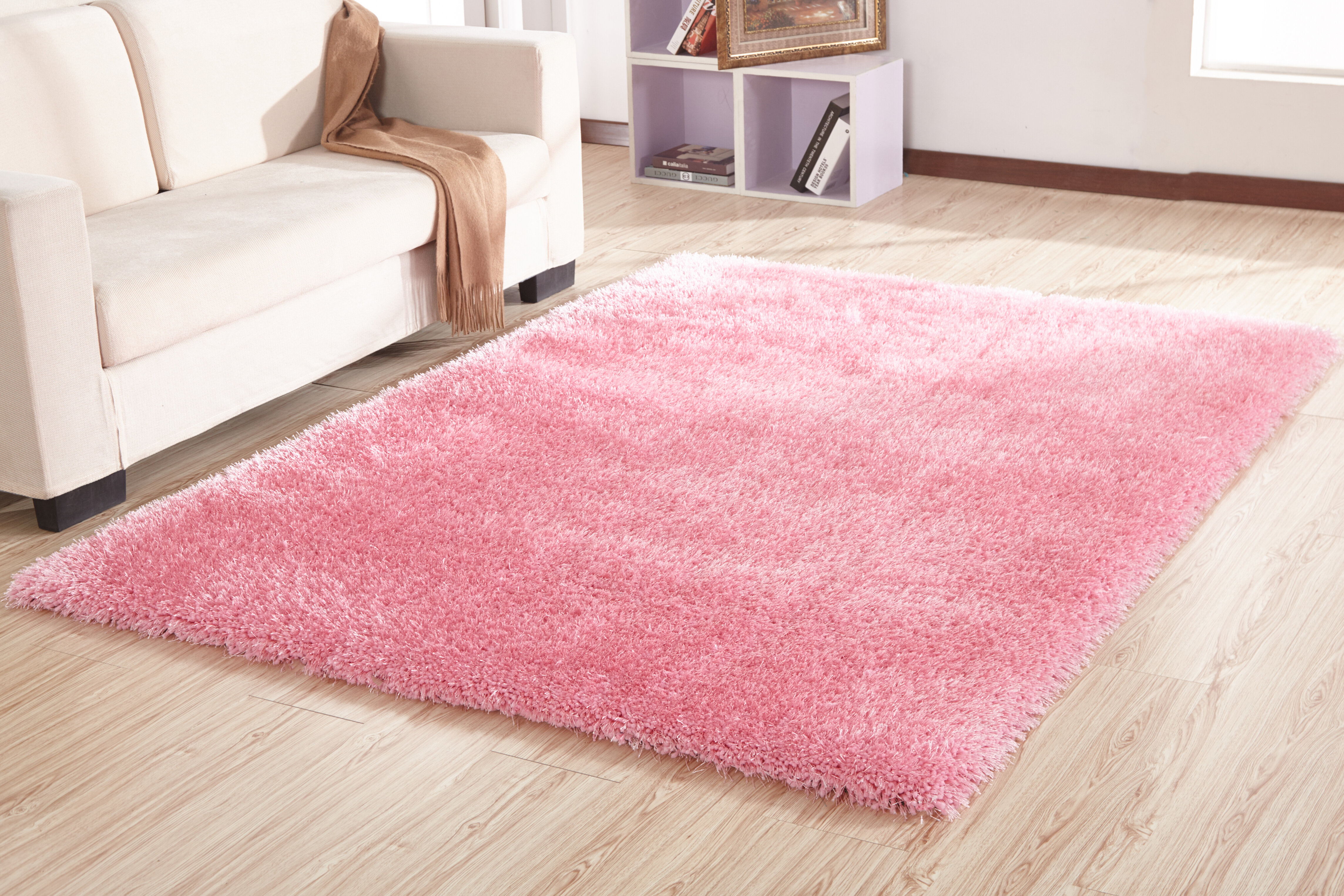 Off-White Shaggy Soft Rug – Modish Furnishing