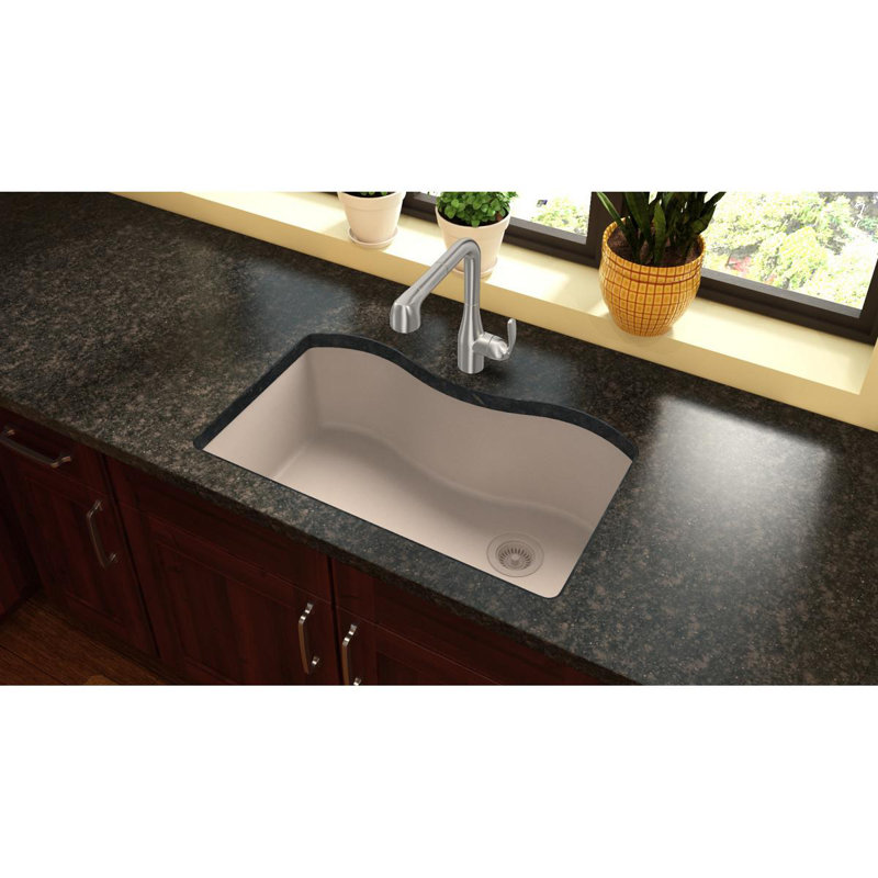 Quartz Classic 33" x 20" x 9-1/2" Undermount Kitchen Sink, Putty