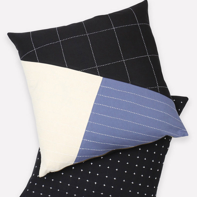 Naari Square Pillow Cover & Insert