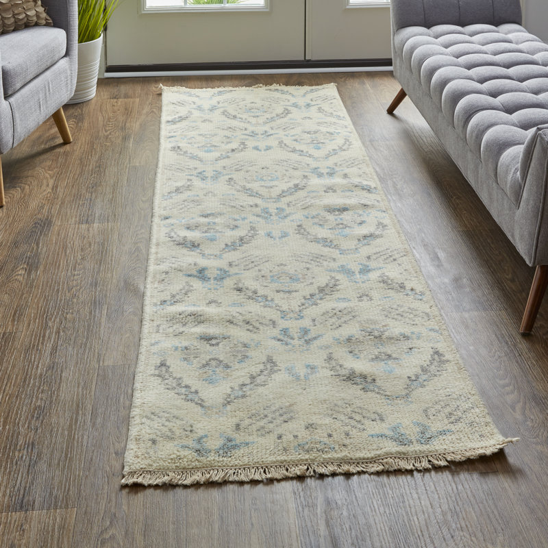 Nerisa Performance Wool Oriental Indoor Rug, Runner 2'6" x 8'