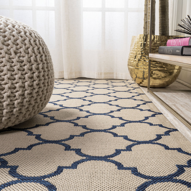 Arabesque Ogee Trellis Beige/Navy Indoor/Outdoor Rug, Rectangle 3'1" x 5'