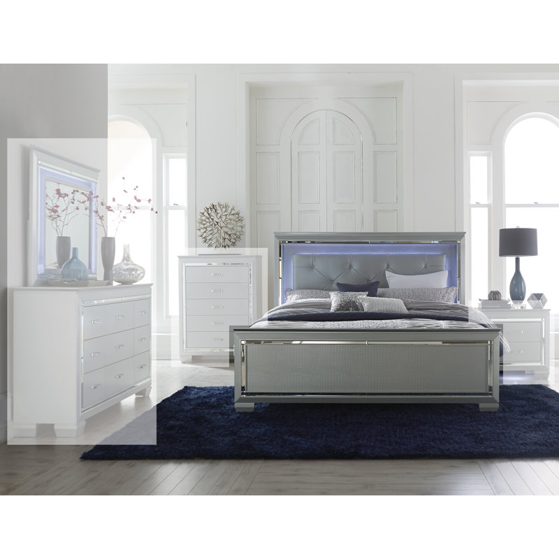 Oscar Upholstered Standard Bed, Queen, Silver/Gray