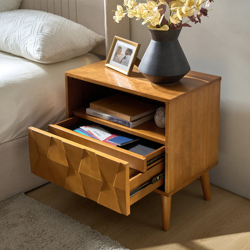 Iasiah 24" W Manufactured Wood Nightstand, Acorn