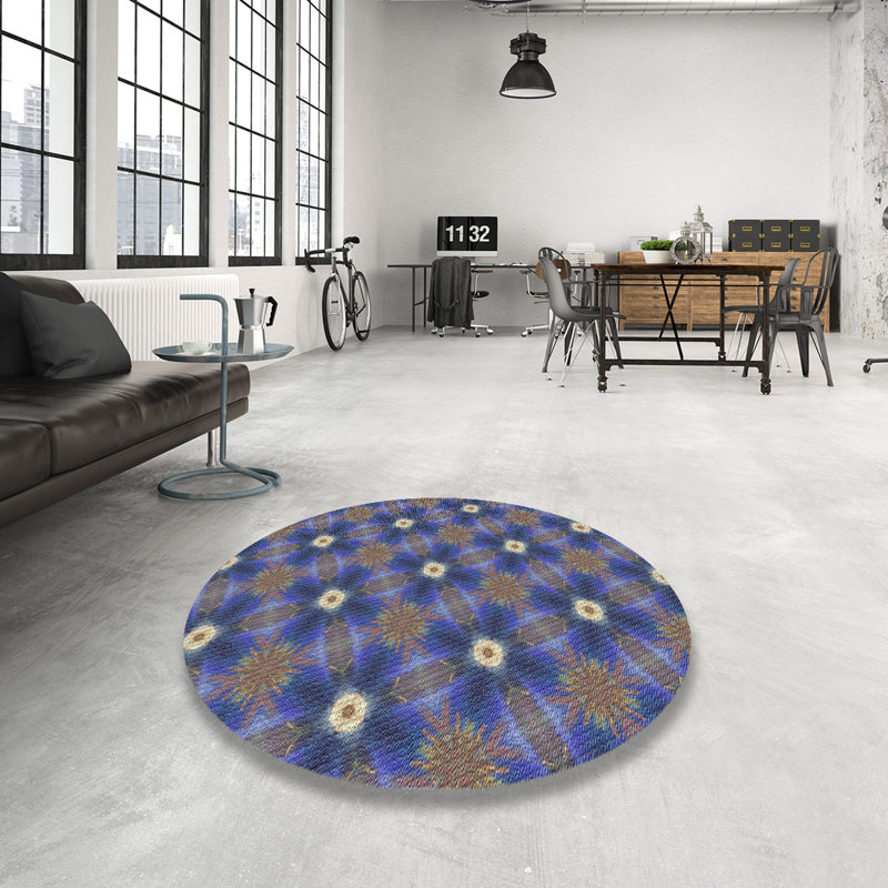 Tapis bleu, Rond 8 pi