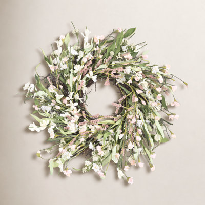 22" Handcrafted Berry No Holiday Wreath