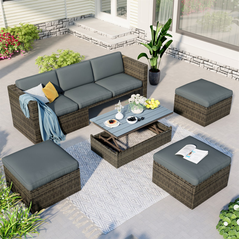 Ensemble de canapé de patio confortable en osier 5 pièces avec des caractéristiques polyvalentes pour le plaisir en plein air