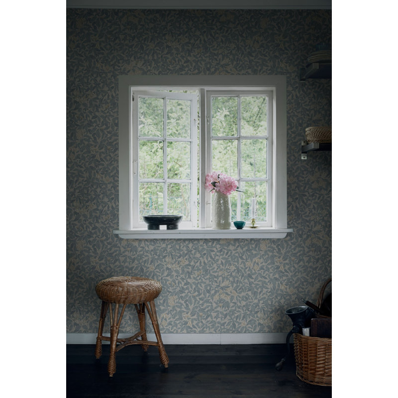 Kolonin Floral Wallpaper Roll, Misty Blue