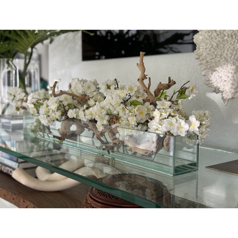 Fleurs de cerisier dans un pot de fleurs en verre, H 8 po x l 38 po x P 6 po