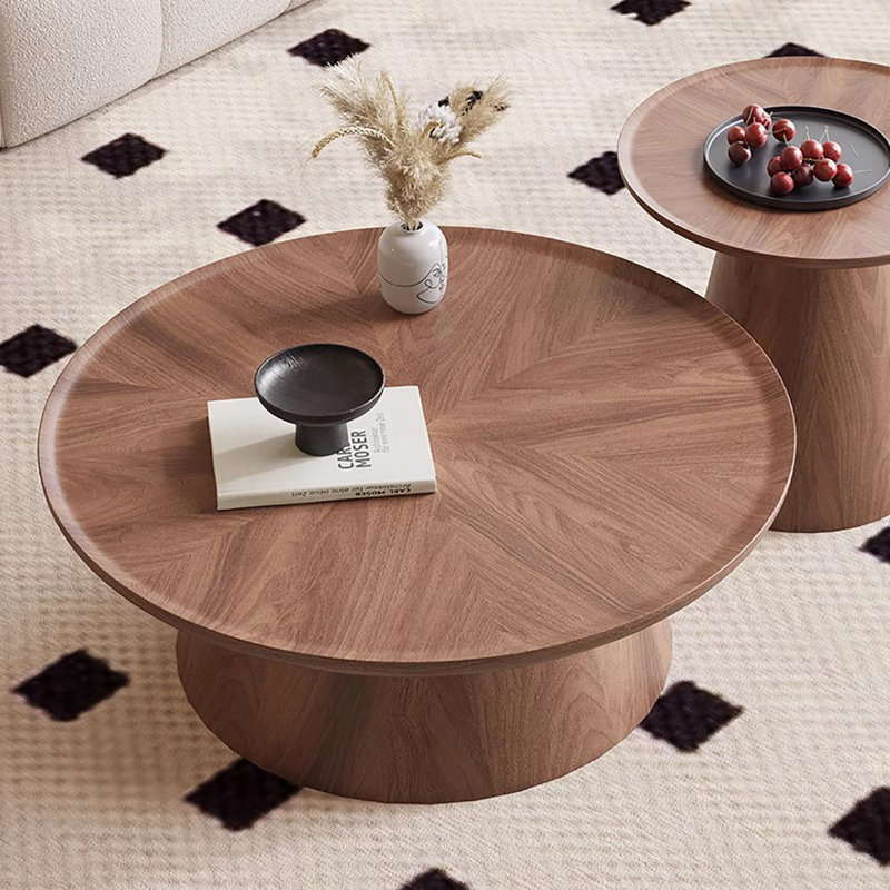 Modern and simple round coffee table
