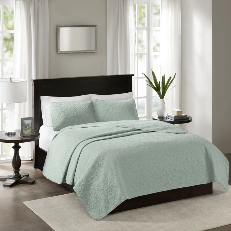 Seafoam Twin Reversible Microfiber Quilt Set