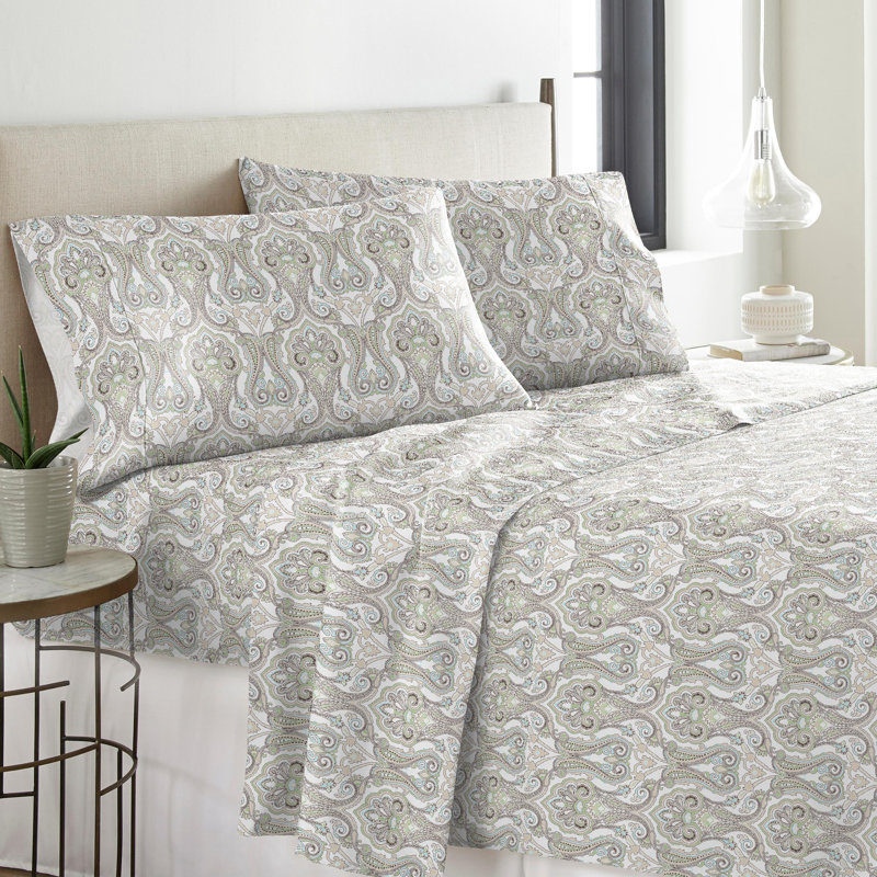 Flannel Damask Sheet Set, Twin XL Sheet Set + Fitted Sheet + 1 Pillowcase, White Light Green/Paisley