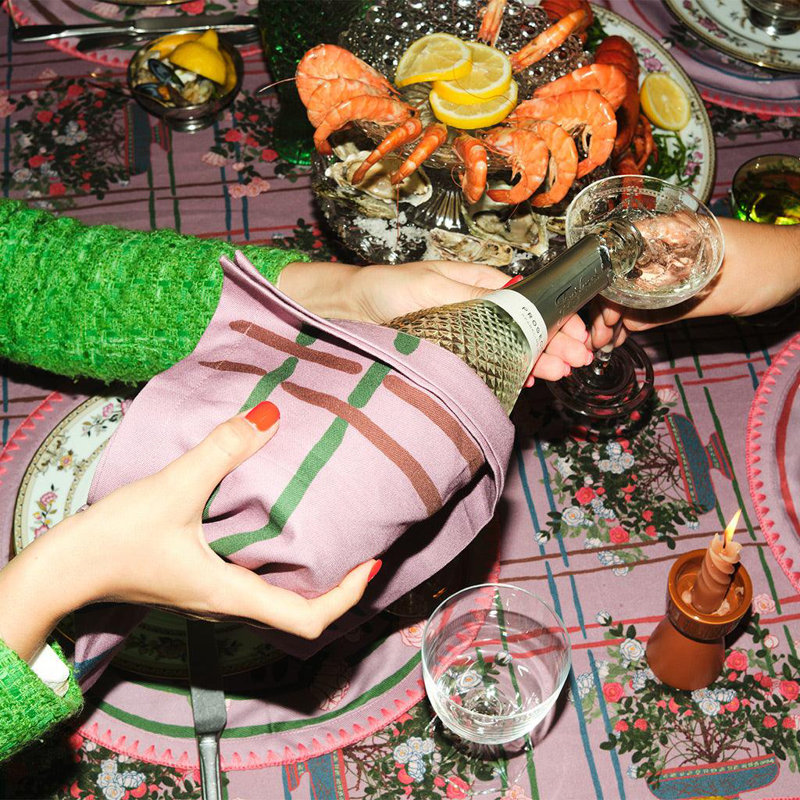 6 Napkins Mussels from Brussels Offcut Version