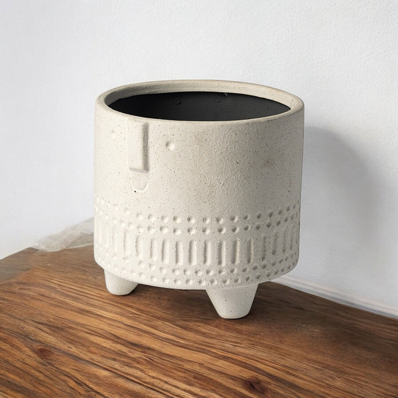 Ema Ceramic / Porcelain Table Vase