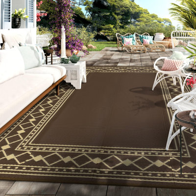 Waterproof Reversible Outdoor Rug 10x14ft – Modern Edge Plastic Straw Patio Carpet – Easy Clean, Lightweight, UV Resistant – For Deck, RV, Backyard, Camping – Peony Brown/Coffee, USA