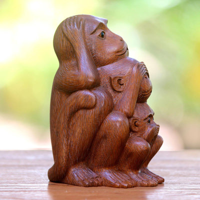 Momsen Animals Figurines & Sculptures