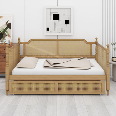 Classic Design Daybed with Built-in Storage Drawers for Compact Guest Areas