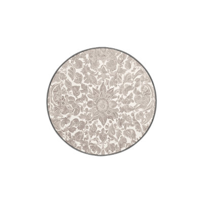 Tapis gris soyeux et moelleux