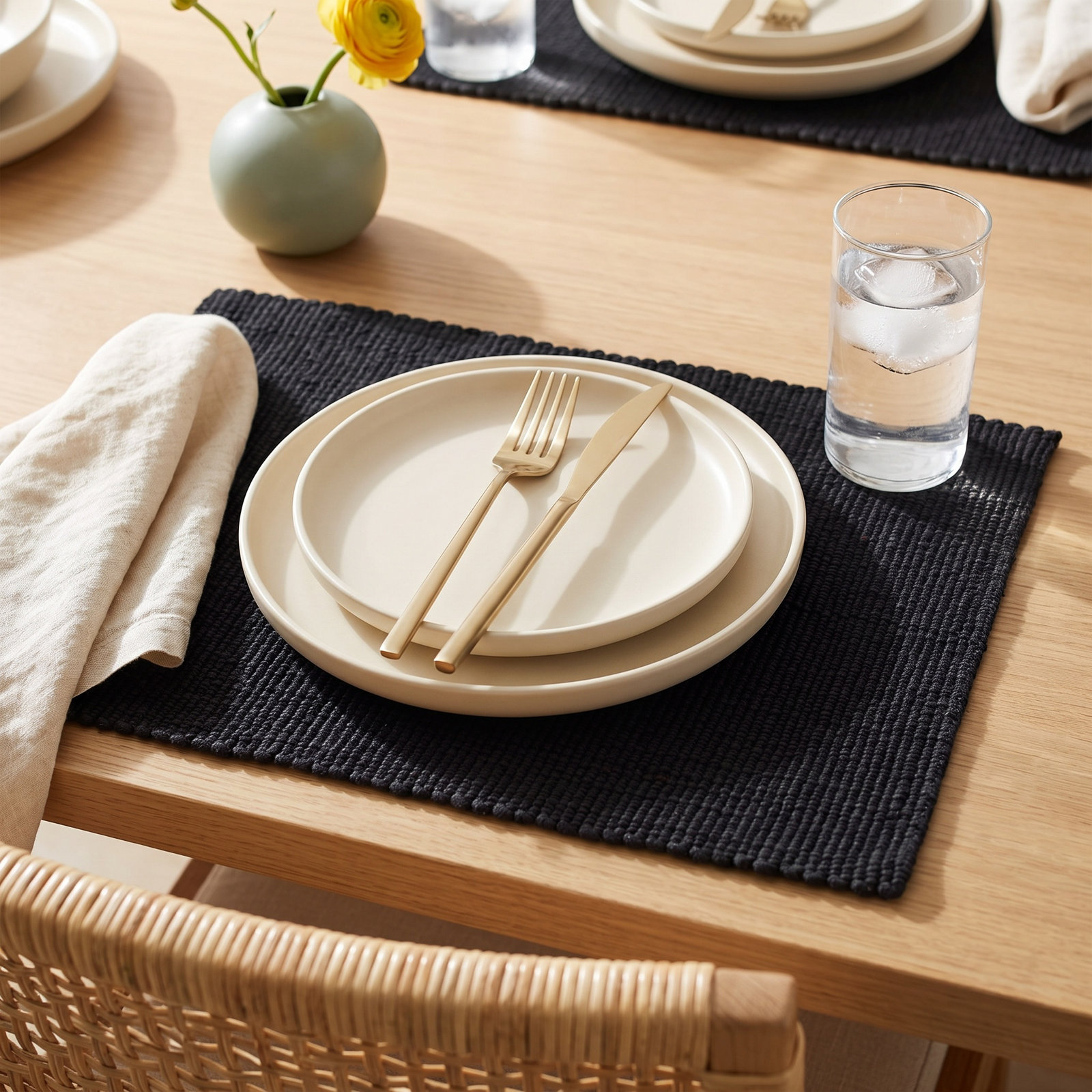 Joana Reversible Placemat, Black