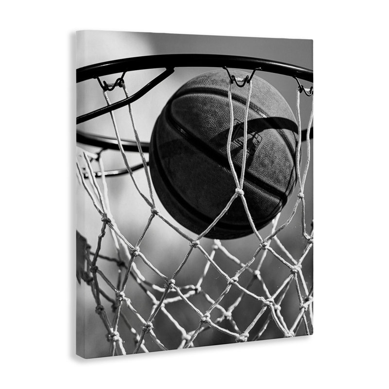 Toile «Winning Basket Shot», conception de Marcus Prime, H 40 po x l 30 po