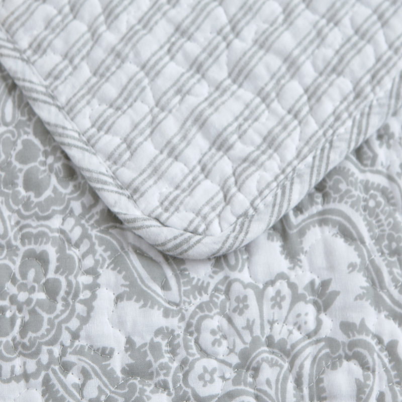 Gray Floral Cotton Reversible Full/Queen Quilt Set