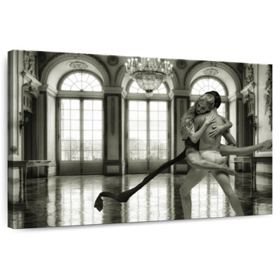 Enn Danseur And Ballerina