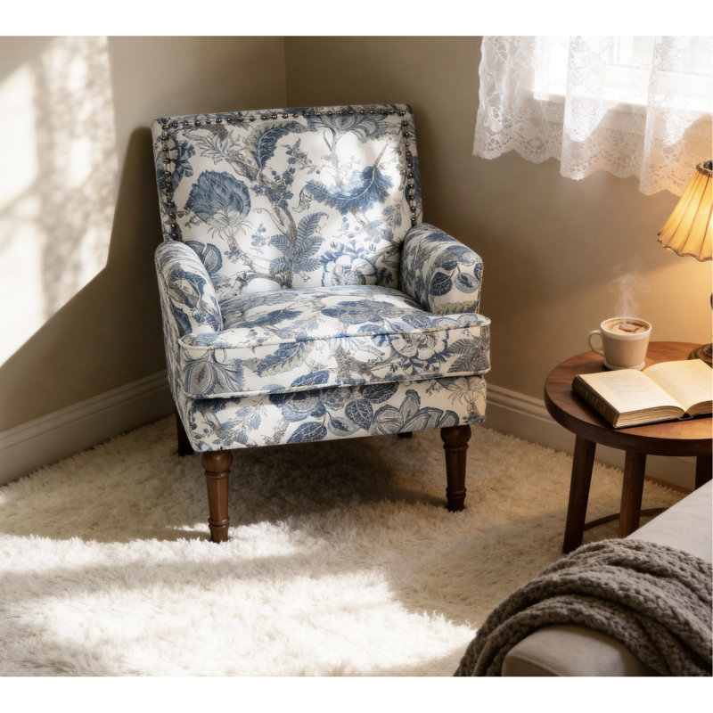 Fauteuil d'appoint à motif floral bleu et blanc, garniture cloutée, pieds en bois massif, design polyvalent pour différents espaces, dossier ergonomique avec coin lecture, assise confortable