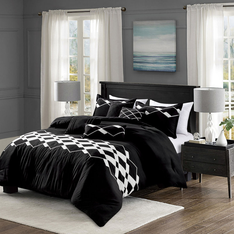 Polyester Comforter, Queen Comforter, Black/White
