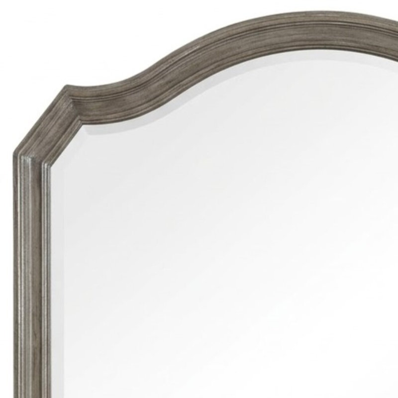 Miroir Perséphone rustique aux tons naturels, 122 cm (L) x 110 cm (H), style classique, encadré de bois et à arc.