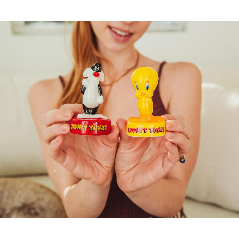 Brand Ceramic No Salt And Pepper Shaker Set