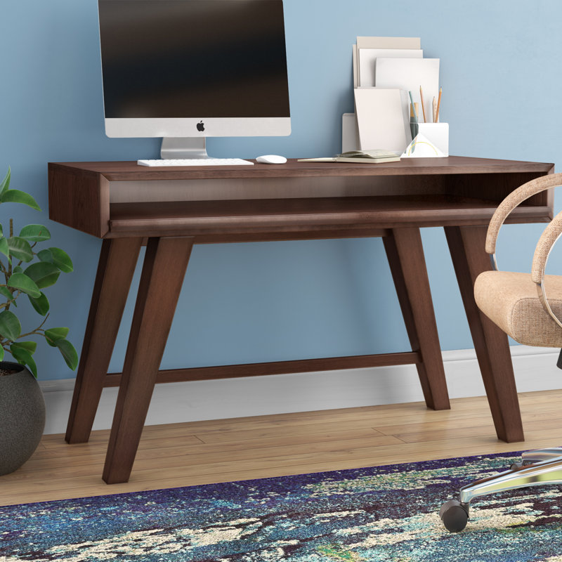 Bureau d’écriture en bois massif Schuster