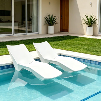  dans les chaises longues de piscine, les chaises longues de piscine, l'utilisation dans les piscines avec tablettes jusqu'à 12 pouces de profondeur, la conception résistante aux intempéries, les chaises de bronzage pour les tablettes solaires, le bord de piscine et le salon de plage pour la détente en plein air