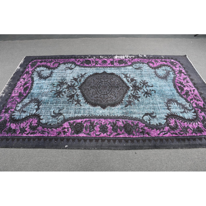Tapis turc rétro fait à la main dans des tons bleus distinctifs pour une décoration exquise