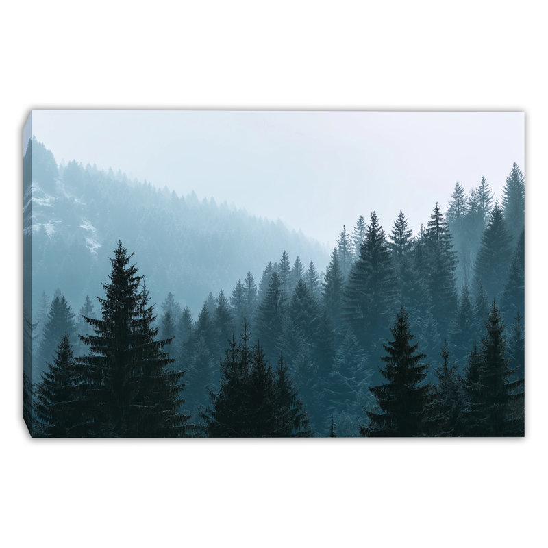 Art mural sur toile Misty Evergreen Hills, 24 po x 36 po
