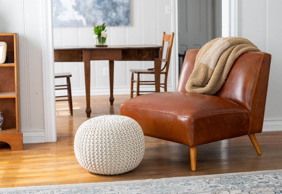 Poufs & Ottomans