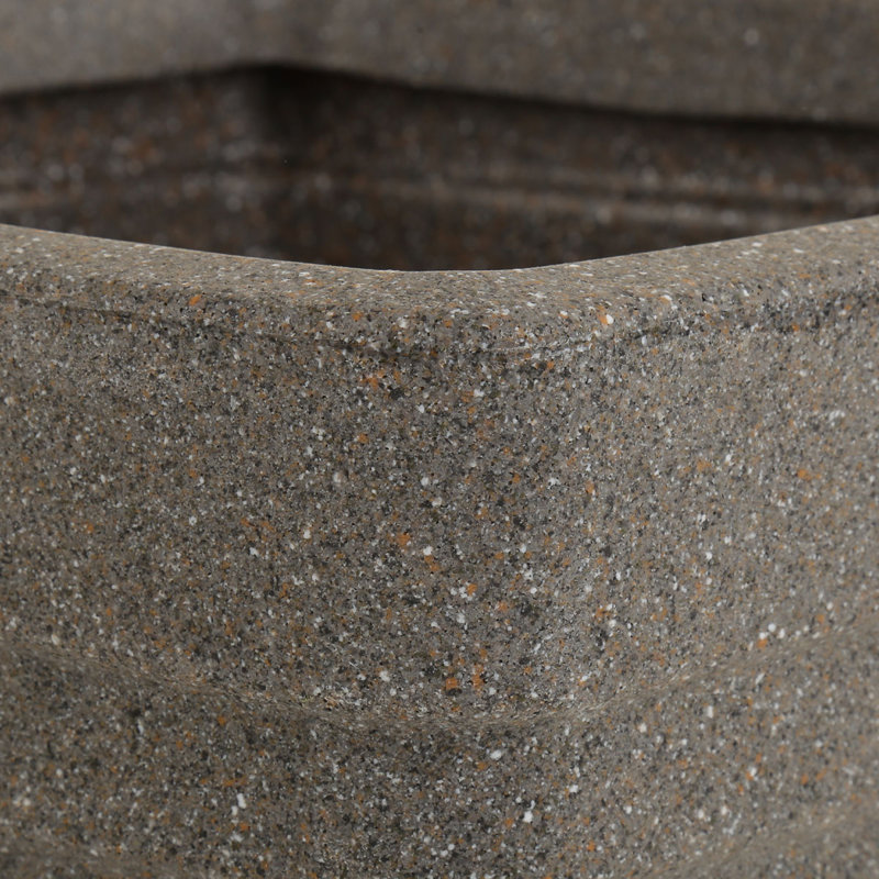 Ersula Pot Planter