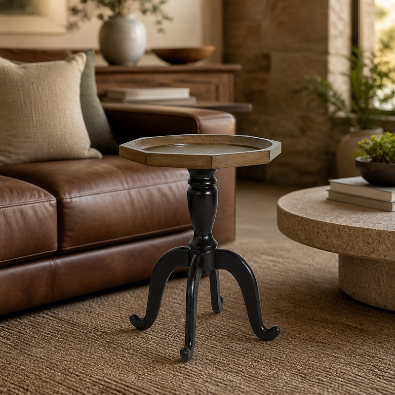 Table de bout de style champêtre français avec base en pied d'araignée et plateau octogonal à lèvres, meubles d'appoint en faux bois nécessitant peu d'entretien