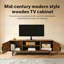 Meuble télé cannelé pour salon, centre de divertissement moderne Mid-Century avec tablettes et armoires ouvertes, finition noyer