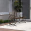 Banc d'extérieur en métal de 143 cm de large, banc de bienvenue pour porche, banc de jardin avec table rabattable et accoudoirs en forme de roue de chariot-76481828
