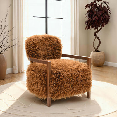 Chaise d'appoint en fausse fourrure, accoudoirs et dossier en bois de noyer foncé