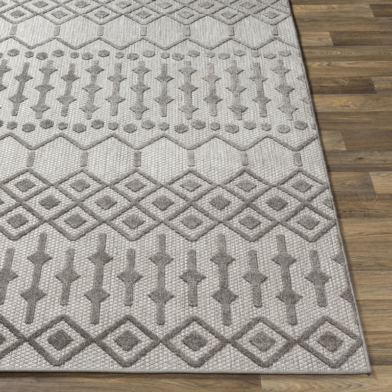 Hilyard Geometric Indoor / Outdoor Rug, Rectangle 5'3" x 7'3"