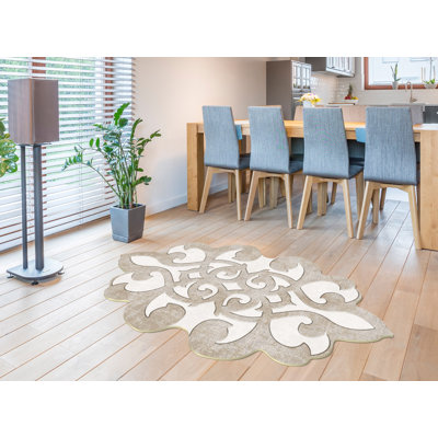 Stroman Oriental Area Rug