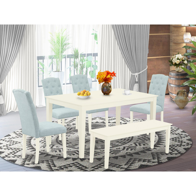 L'ensemble de table de salle à manger 6 pièces contient une table de cuisine rectangulaire et 4 chaises Parson en tissu bleu bébé avec banc, blanc lin