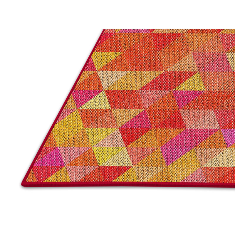 Tapis décoratif orange à motif géométrique Sauceda, Rectangle 5 pi x 7 pi