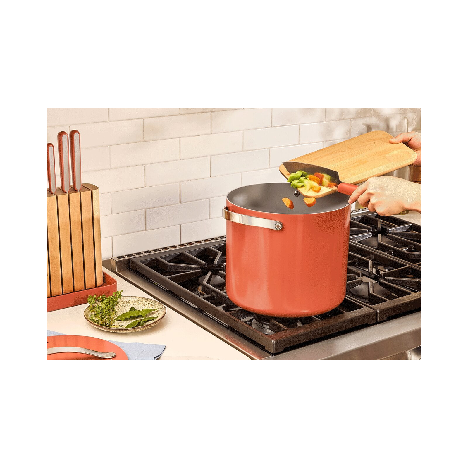 Caraway Nonstick Ceramic Petite Cooker W/ Lid, Perracotta, 12 quarts