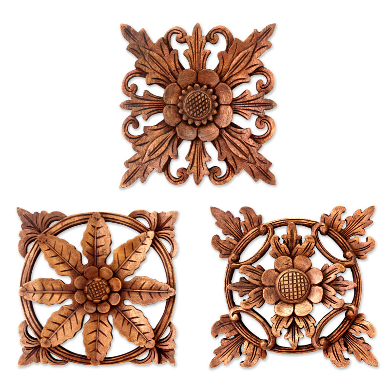 Ensemble de 3 panneaux muraux en bois sculptés à la main